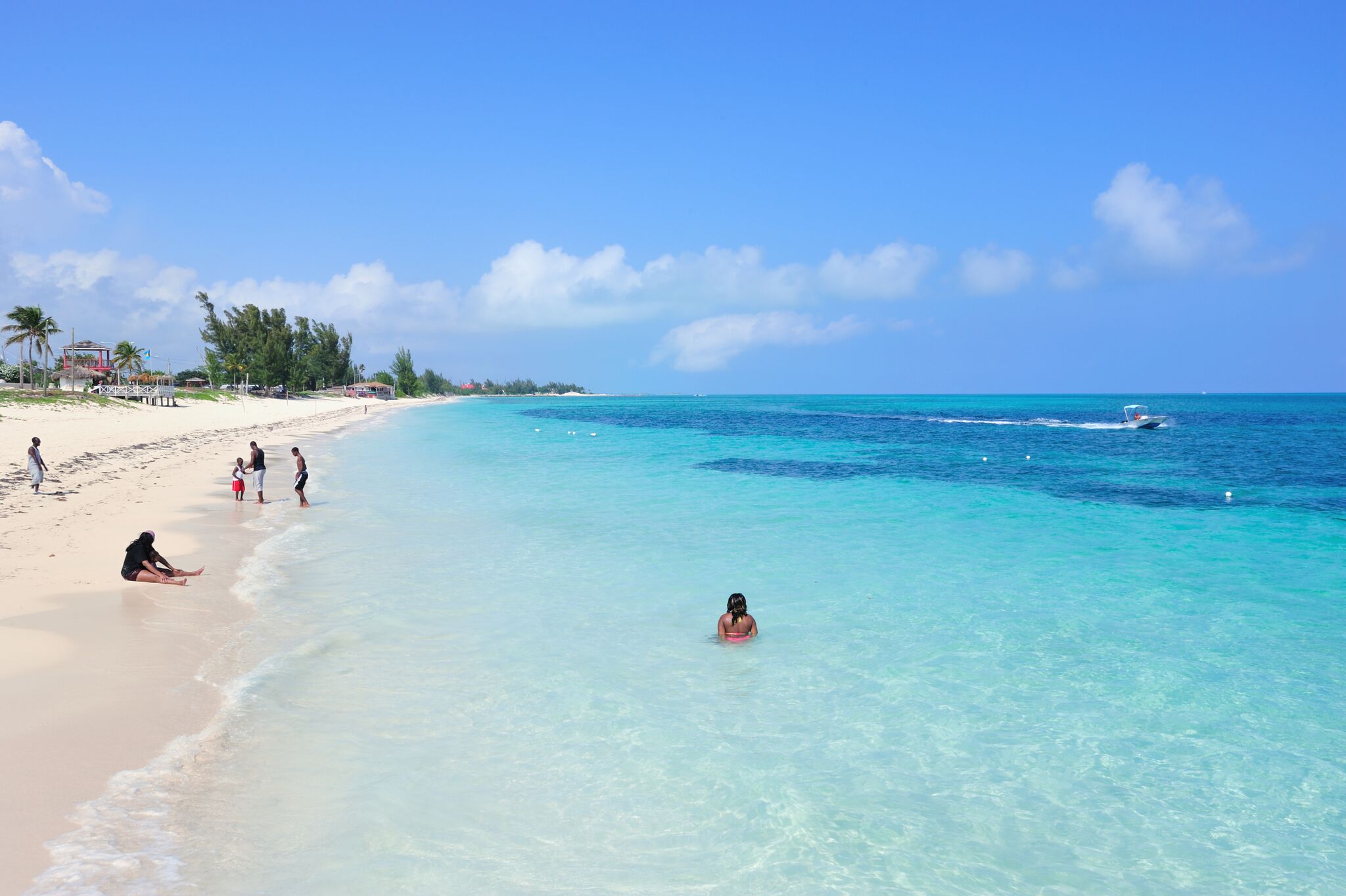 Freeport, Bahamas, apunta a quienes van a Miami para extender sus vacaciones.